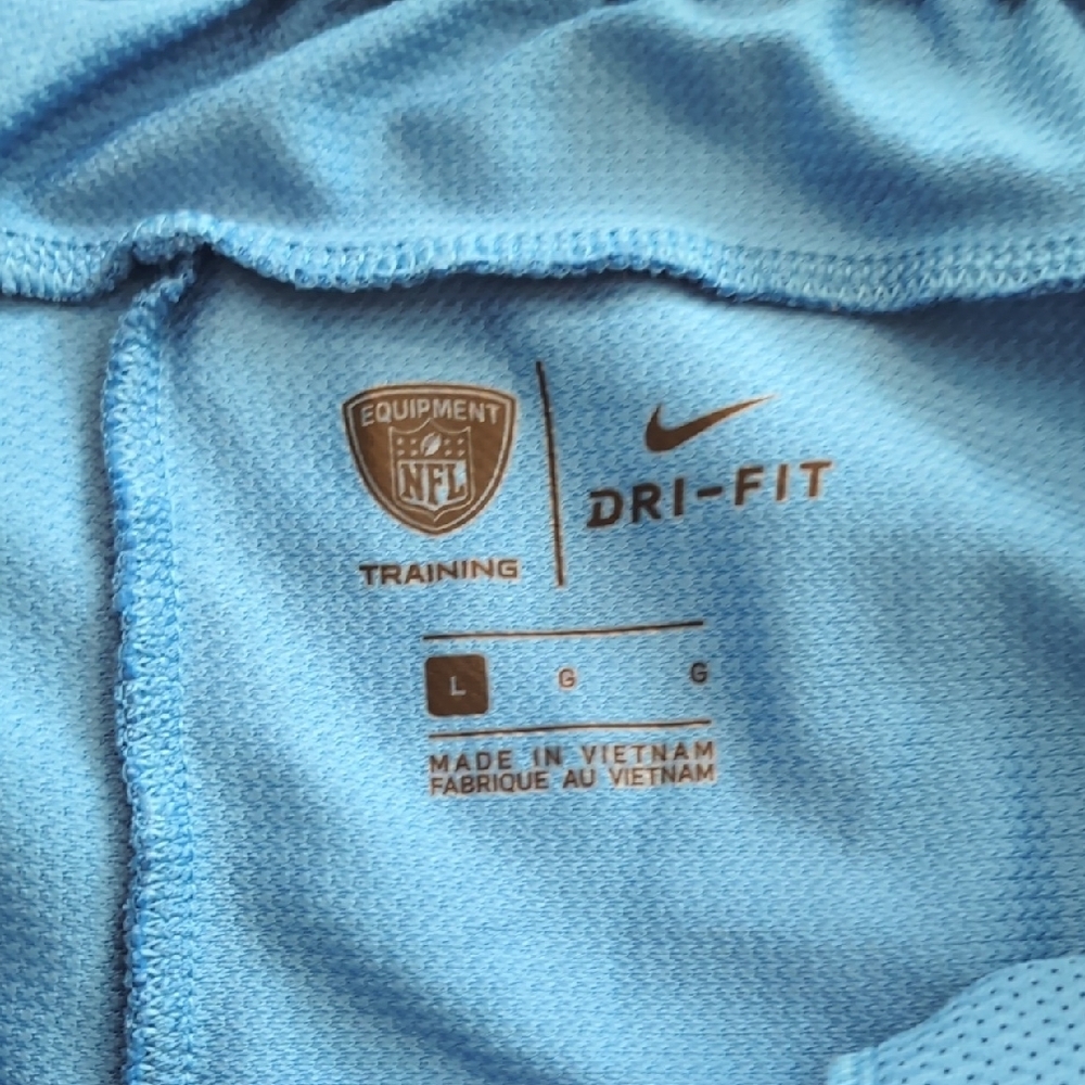 Nike Men’s Bright Blue Athletic Shorts with Chargers Logos - Picture 2 of 3